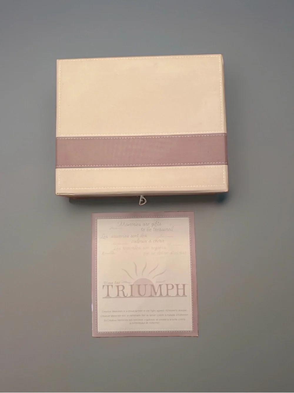 NEW Creative Memories Triumph Memory Chest Scrapbook Album Retired
